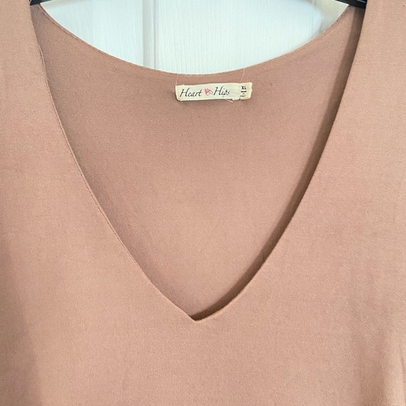 Heart & Hips Maternity Dress - Picture 3 of 14